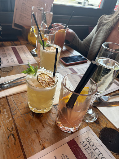 Photo of BrewStone - 33 Uplands Cres, Uplands, Swansea SA2 0NP